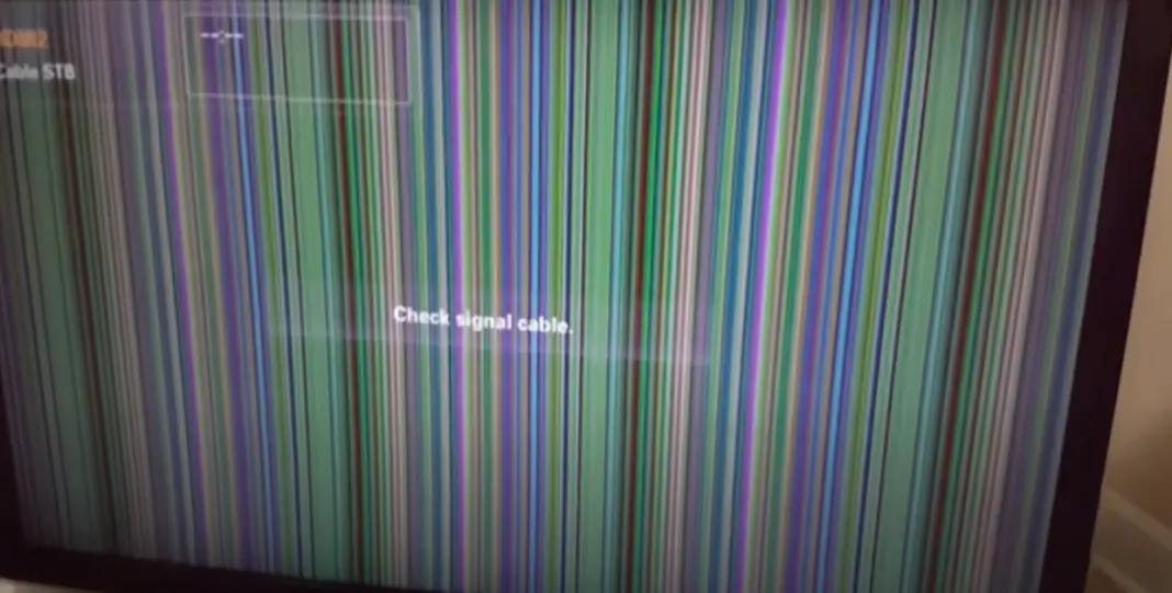 Fernseher Bildschirm kaputt, Risse, Streifen, Flecken. TabTV