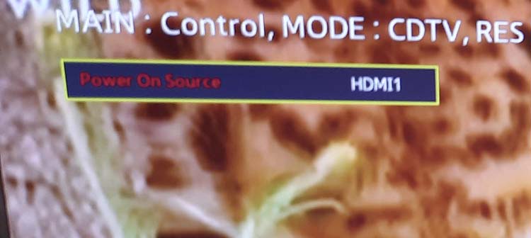 Einschalten Quelle HDMI